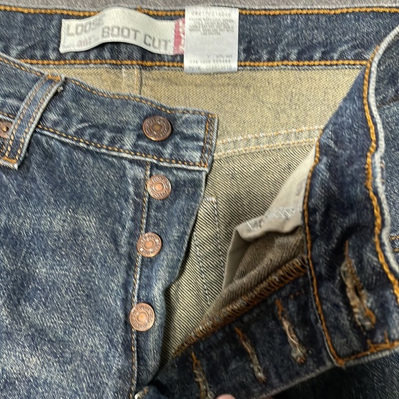 Levi jeans 32x32 - Picture 3 of 10